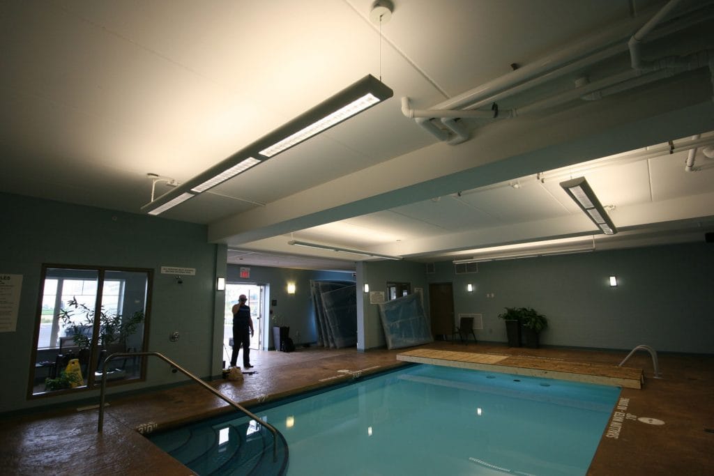 plain ceiling in swimming pool before laqfoil team project