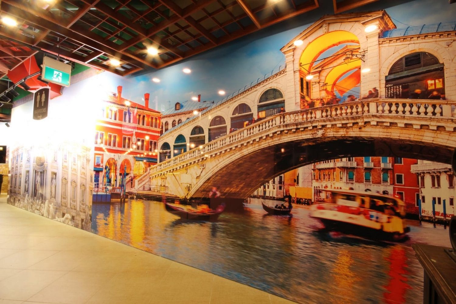 Large Format Printing - High-Quality Prints | LAQFOIL